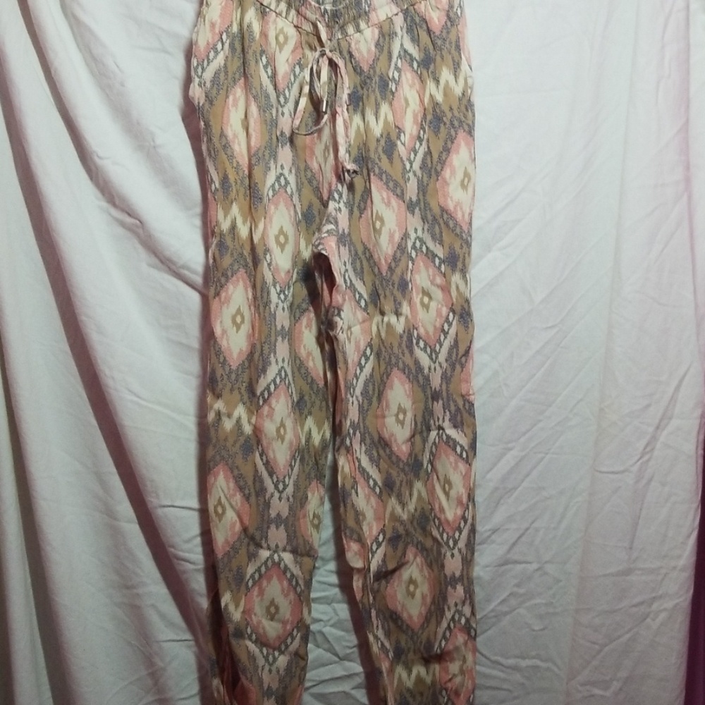 Forever 21 Exclusive Joggers